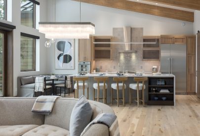 Bridgewood, Besopoke White Oak, Natural with Light Wash, Mission