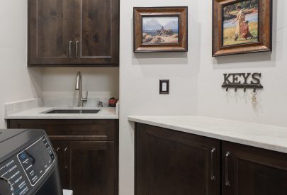 Bridgewood, Knotty Alder, Manhattan, Koala